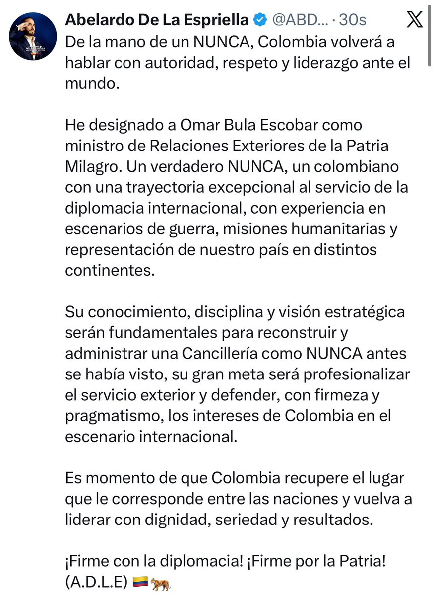 UltimaHoraCR's tweet photo. #ATENCIÓN #POLÍTICA | El presidente electo Abelardo de la Espriella ya designó a su canciller: será el profesor universitario Omar Bula Escobar. 

“Un verdadero ‘nunca’, un colombiano con una trayectoria excepcional al servicio de la diplomacia internacional”, dijo el presidente electo.

Vía @laurad_duarte
https://t.co/v2vIVVHFXe