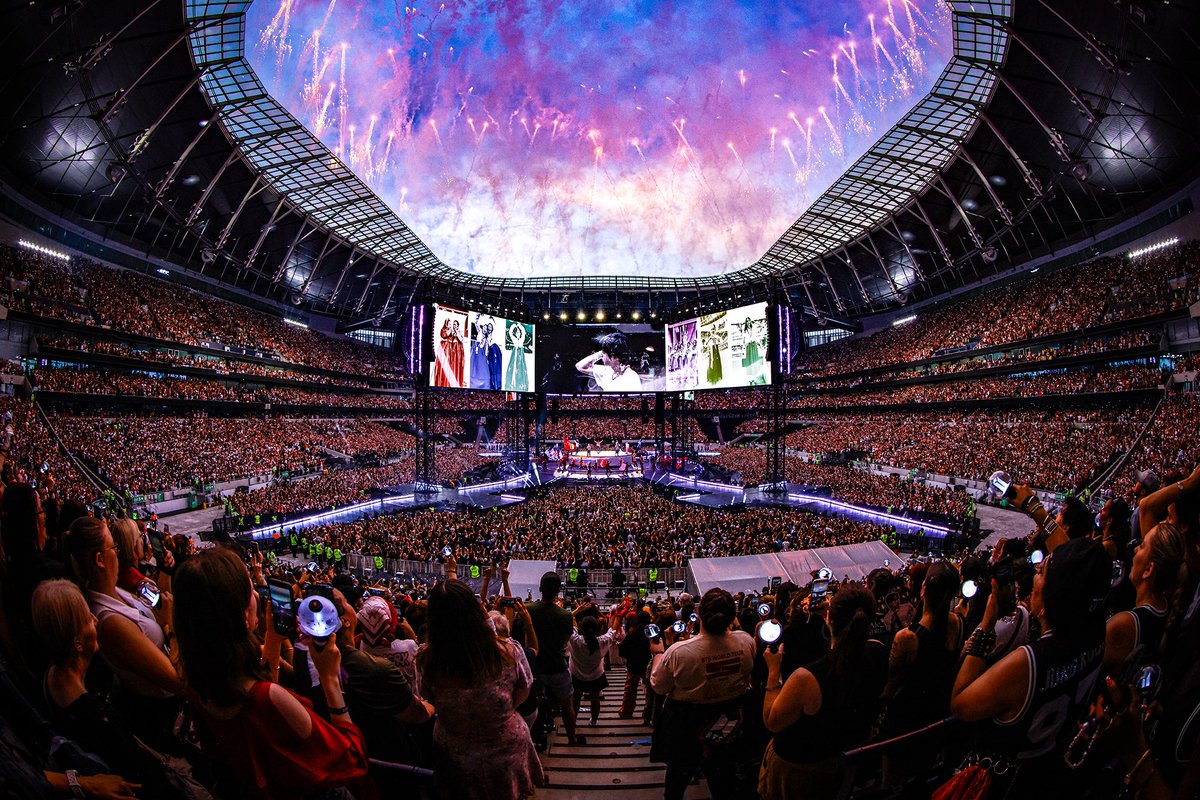 TouringAsiaPop's tweet photo. Today is the 13th anniversary of the largest fanbase in the world, ARMY, the fanbase of BTS.

From creating the Purple Ribbon ARMY at LAX airport, to the oversold stadiums of Mexico with ARMYs attending outside, to the protest marches of Chilean ARMYs, ARMY is both a fanbase and a movement, and the most protective fanbase of BTS this world has ever seen.

ARMYs sees BTS as seven and nothing more, hence 7-1=0 and Seven or None. ARMYs have considered each other, family.

@bts_bighit