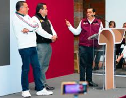 ControversiasO's tweet photo. POLITICAL CONTROVERSIES ON LINE
BY MARÍA HERNÁNDEZ
HISTORIC 5-BILLION-PESO INVESTMENT TO UPGRADE TOLUCA'S MAIN ROADWAYS!!! COLLABORATION BETWEEN HIGHWAY BOARD, GOVERNMENT SECRETARIAT, AND THE CITY COUNCIL! THOUSANDS TO BENEFIT! ANNOUNCEMENT BY COUNCILMAN RICARDO https://t.co/u26BpV7AOu