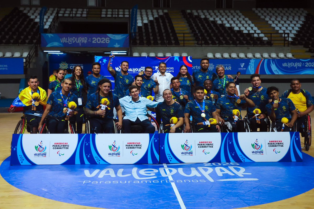 MinDeporteCol's tweet photo. Llegamos a la mitad de los @Parasura2026 y qué mejor forma de disfrutar estos Juegos en Valledupar, que reviviendo una consagración: la de nuestra selección 🇨🇴 de baloncesto en silla de ruedas.

¡Un 🥇 que todavía se celebra en el coliseo de la Gota Fría! https://t.co/6R9J1bl2TS