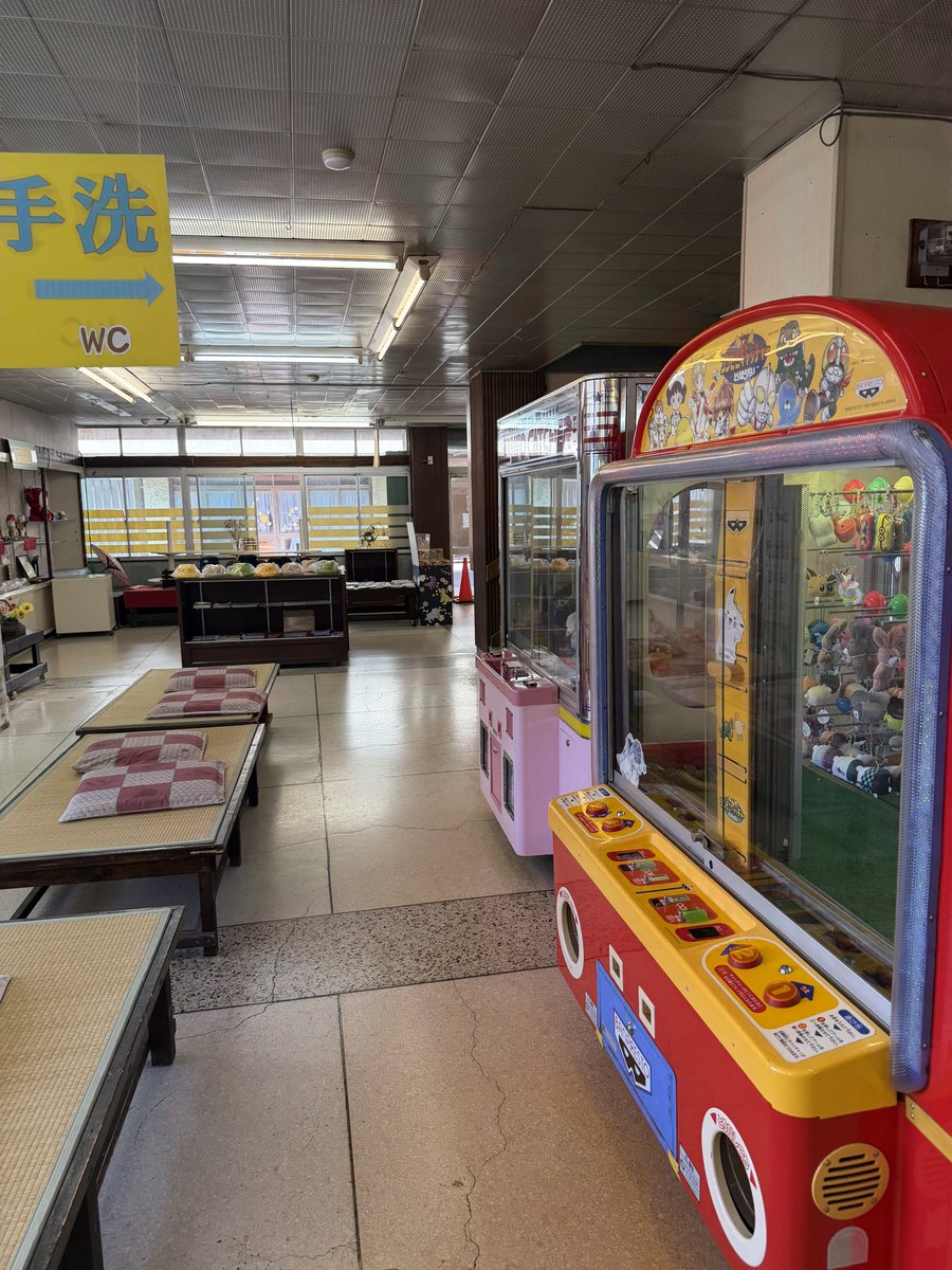 blurrring_'s tweet photo. 東尋坊、じゃなくて東尋坊タワー
味しかない良い雰囲気で最高 https://t.co/1UKerOMte1
