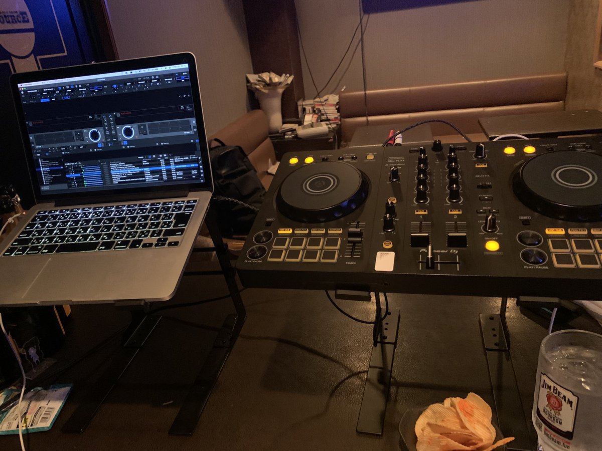 ddzbe's tweet photo. source専属DJになりつつある感
https://t.co/WZBhLtApTm https://t.co/X51O68LM4s