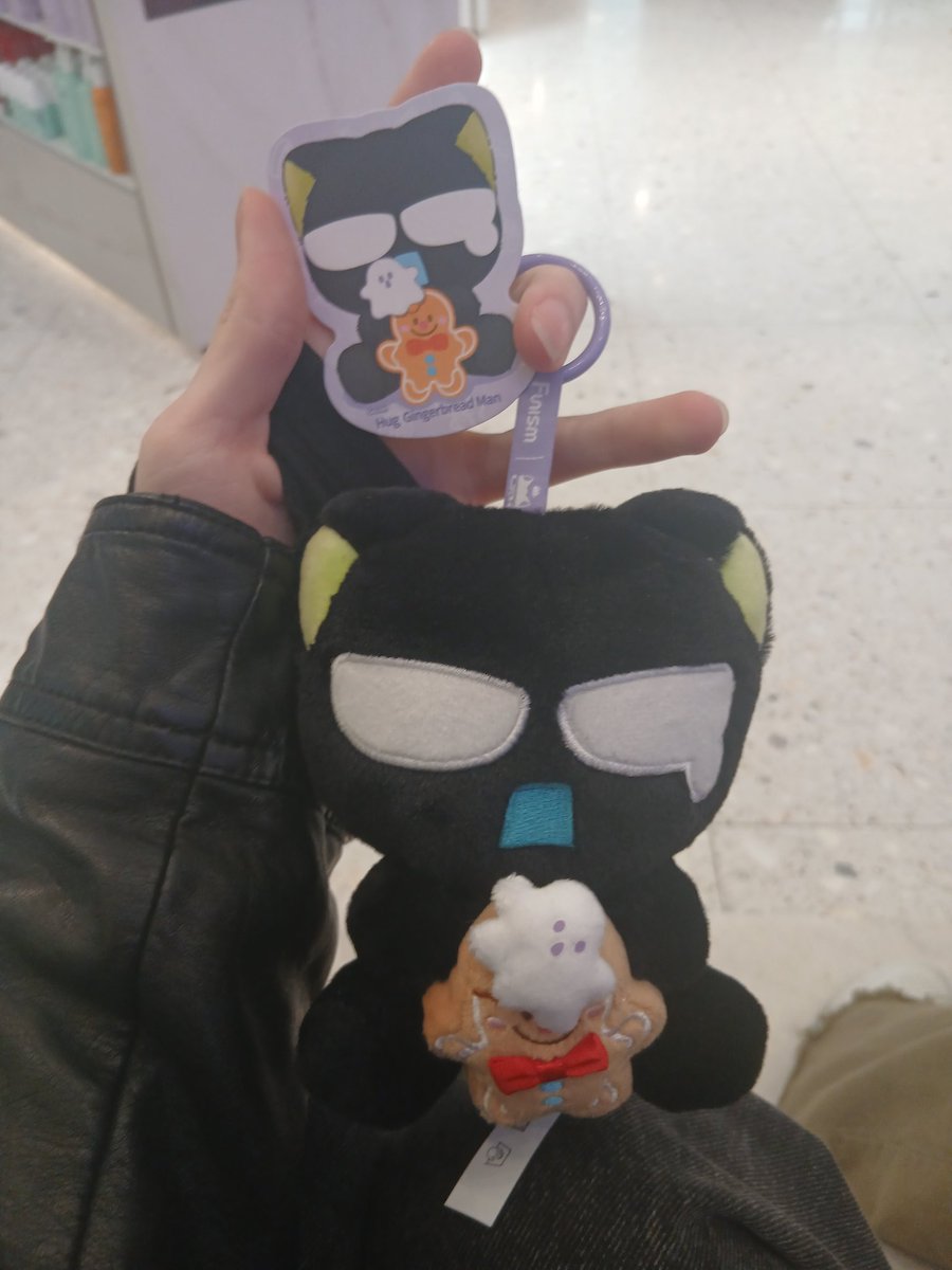 Yuunabasement's tweet photo. I GOT THE SECRET?? https://t.co/8HNbuwvW4X