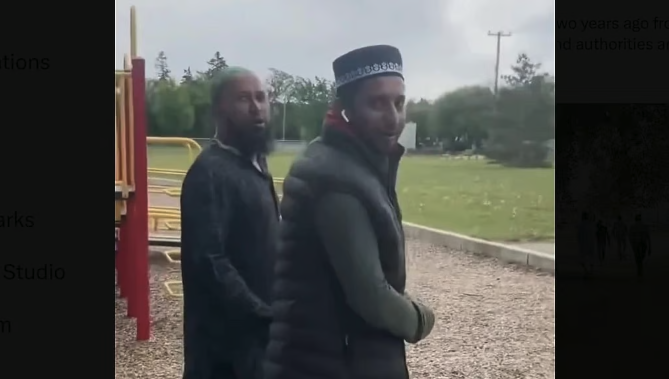WesternStandard's tweet photo. WATCH: Woman confronts Bangladesh ‘newcomer’ men filming children at Saskatoon water park

https://t.co/Faanj4RIS9 https://t.co/heJGjEztDp