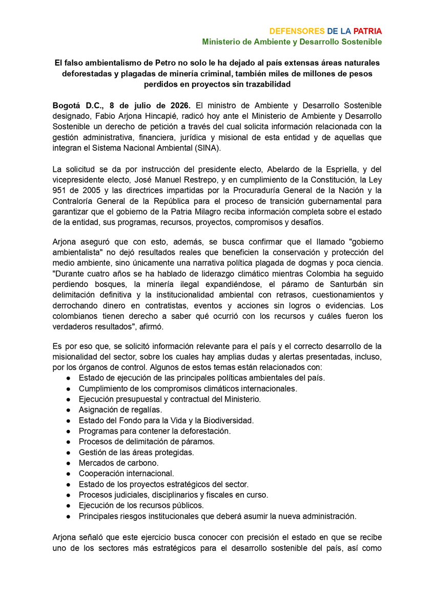 fabio_arjona's tweet photo. Los colombianos merecen saber si el llamado "gobierno ambientalista" dejó resultados reales... duró cuatro años a punta de cuentos sobre el liderazgo climático mientras el país ha seguido perdiendo bosques, la minería ilegal expandiéndose, el páramo de Santurbán sin delimitación definitiva y la institucionalidad ambiental con retrasos, cuestionamientos y derrochando dinero en contratistas, eventos y acciones sin logros o evidencias. 
Por eso, hoy radiqué ante @MinAmbienteCo un derecho de petición a través del cual solicito información sobre lo que ocurrió con los recursos y cuáles fueron los verdaderos resultados.