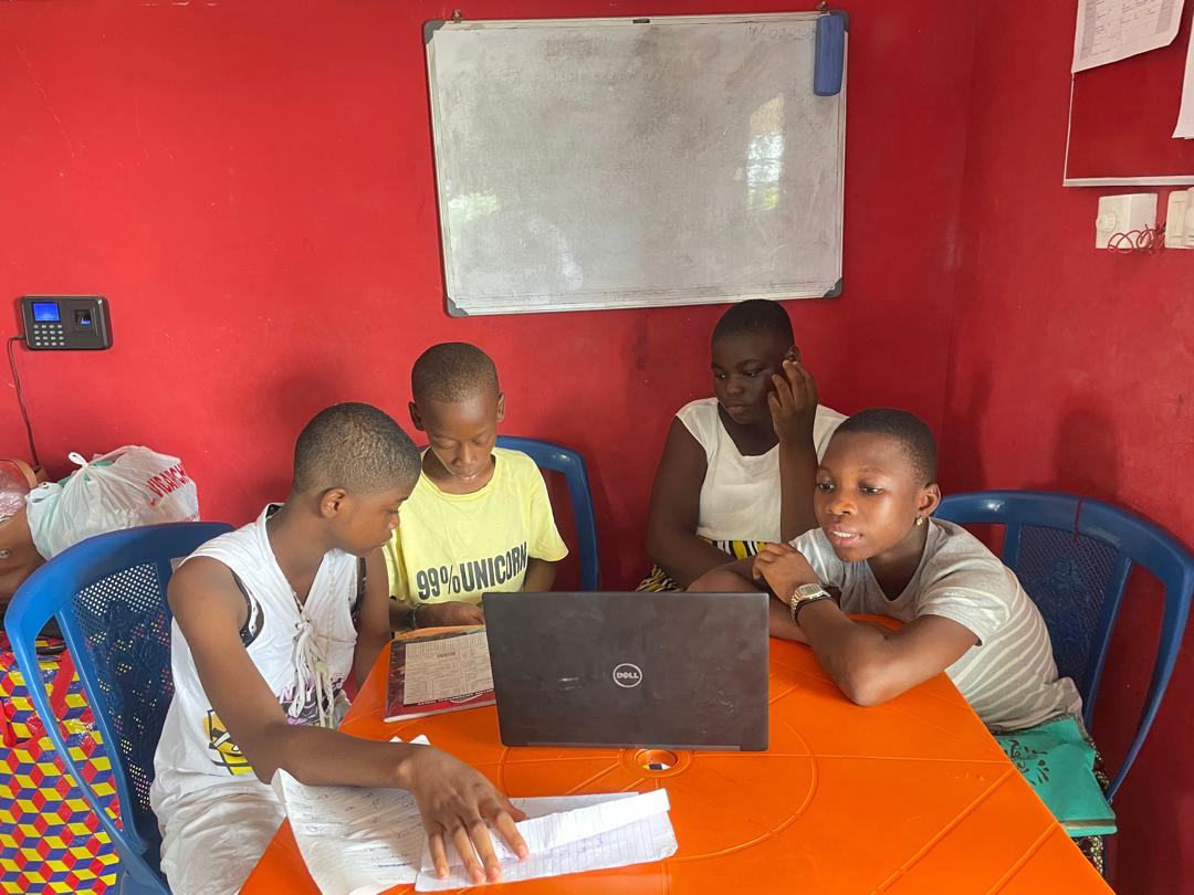 ECLECTICLOVEGH's tweet photo. Education creates opportunities.
Every young person deserves access to knowledge, mentorship and the confidence to lead.
#ImpactWednesday #EclecticLove https://t.co/qTu3lHODq9