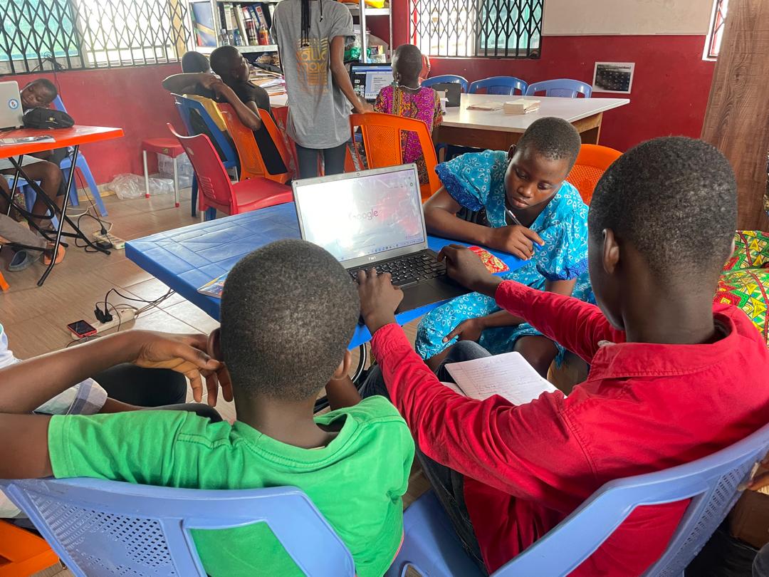 ECLECTICLOVEGH's tweet photo. Education creates opportunities.
Every young person deserves access to knowledge, mentorship and the confidence to lead.
#ImpactWednesday #EclecticLove https://t.co/qTu3lHODq9