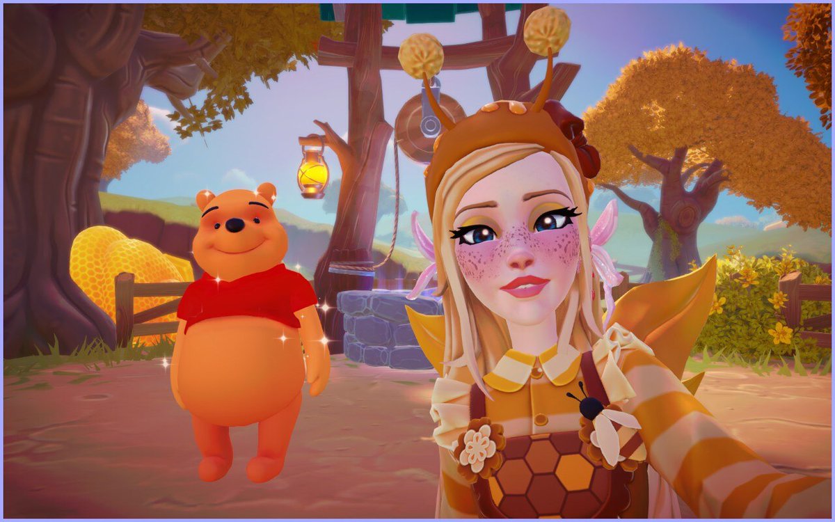 zuckerkindchen's tweet photo. I'm in love with honeyglow woods 🍯🧸💛 @DisneyDLV  #Disney #disneydreamlightvalley #ddv #honeyglowwoods https://t.co/cIiBCJVWbf