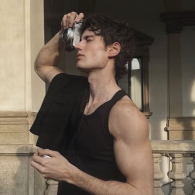 pathetiicmind's tweet photo. #NewProfilePic https://t.co/NiWvfxv83S