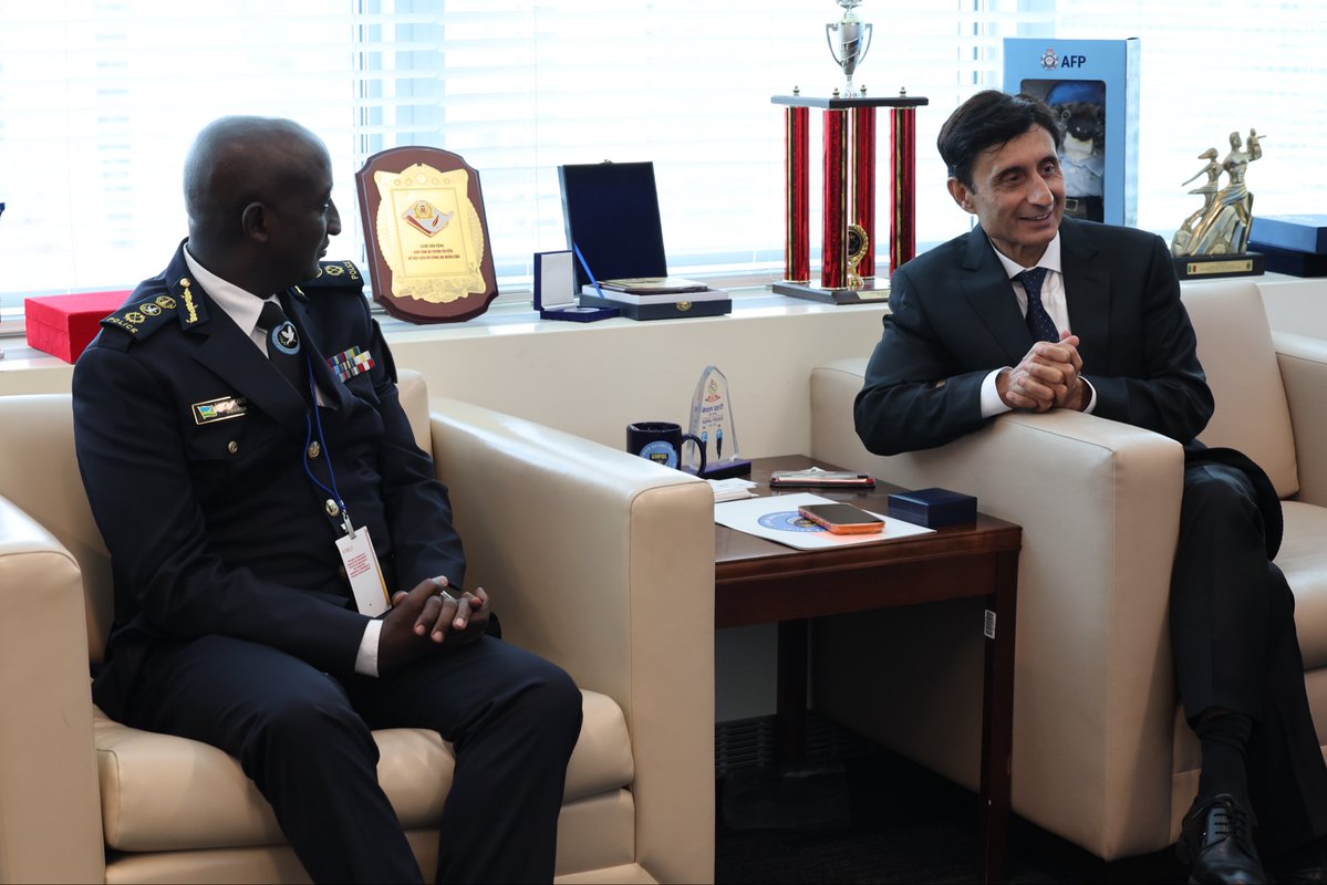 United Nations Police tweet media