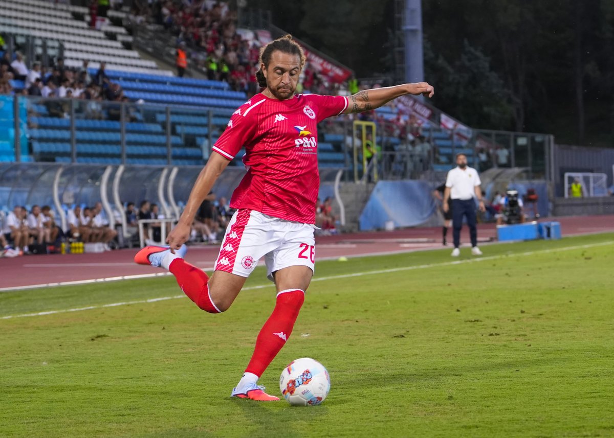 GibraltarFA's tweet photo. Gibraltar international Dan Bent featured for @larnefc yesterday, in their 1-0 victory over Tre Fiori in San Marino in @ChampionsLeague First-Round qualifying 🇬🇮

Big Dan Bent in Europe 😤 https://t.co/d70UFyEVgD
