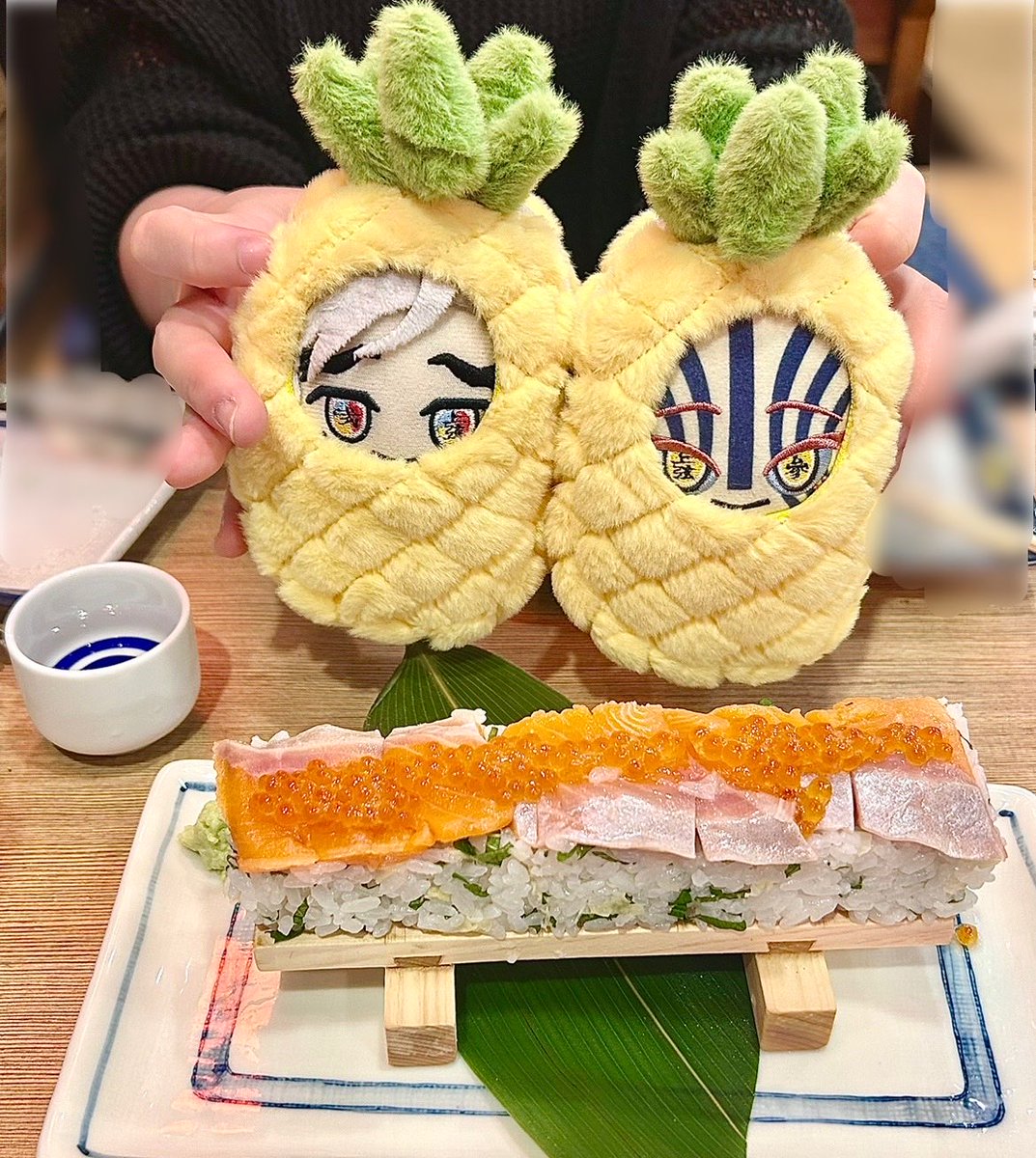 hutuki69's tweet photo. イベント前日はりのさんと映画見たり🍰食べたりお魚食べた🥰
映画めっちゃ楽しかったし前から行きたかった🍰屋さん可愛かったしおしゃべり楽しかった🕺
🍍ドアカぬい可愛かったです🥰🥰 https://t.co/6iiURJx49o