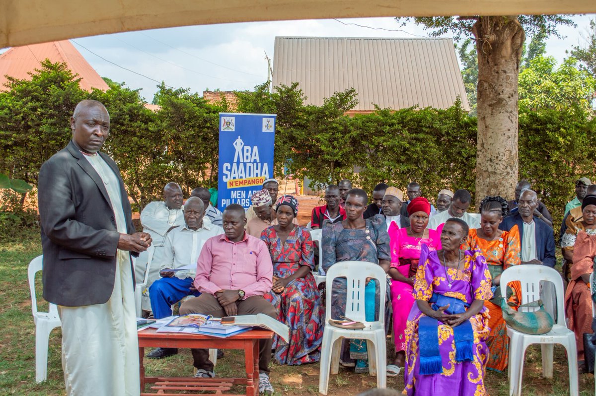 KyabazingaINI23's tweet photo. This session highlights how Village Empango Committees (VECs) have benefited, their success in community sensitization, and the key challenges they face on the ground. #LuukaChiefdom @KingNadiopeIV @OwekOsman @YudayaB7719 @UNICEFUganda https://t.co/3sPNjNDY15