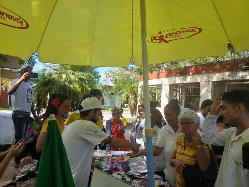 DarienMart88401's tweet photo. El éxito de la relación entre la Ley de Comunicación Social y la comunidad depende directamente de la implementación de
programas de Alfabetización Mediática e Informacional. 
#SanctiSpíritusEnMarcha 
@IcsCuba 
@alfonso_noya @DeivyPrezMartn1 https://t.co/vYiGFzp61q