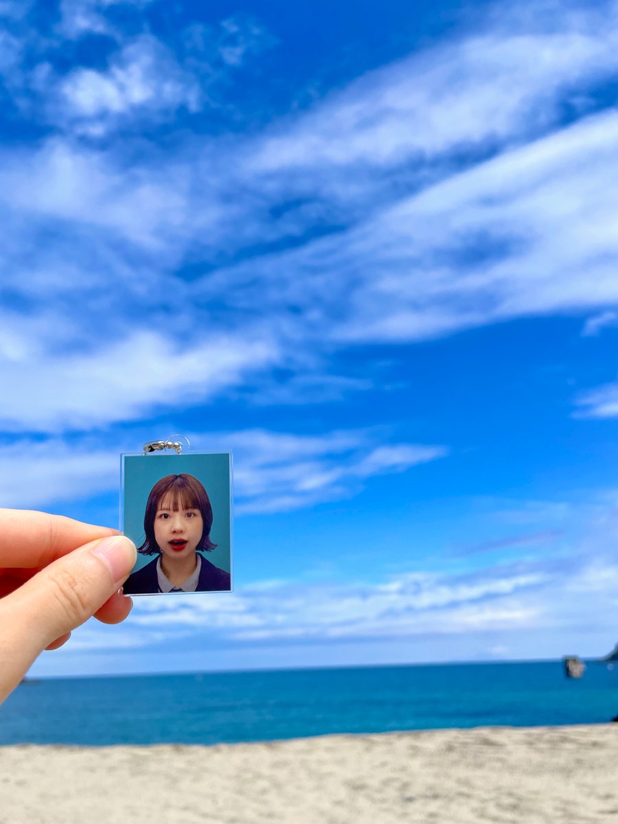 ikmin15's tweet photo. 屋久島1人旅🥾✨

世界遺産登録エリアにある縄文杉！！！とasmiちゃん

縄文杉本当に神々しかった〜👀
自然いっぱいの中でパワーチャージしてきたよ☔️🌈🌳

気づけば旅行に行く時は必ずasmiちゃんのグッズを沢山鞄に忍ばせてる🧳🤭最終日は特にasmiちゃんずくしでした🥰 https://t.co/qZ0V2cesf1