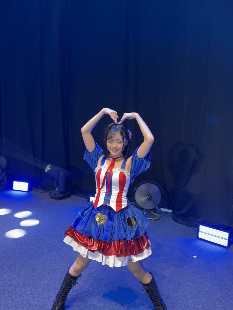 AM_EllaJKT48's tweet photo. JOGJAAA! 🤍 Terima kasih untuk kenangan yang luar biasaaaaa!! Energi kalian AKAN SELALU MEMBUAT AKU RINDUUU RJWKBDKSJDKA💗😔🤏🏻 semoga kita bisa ketemu lagi secepatnya yaaaa!!!!!!!!! mohon dukungannya selalu juga, SHENGGGG 🥹LOVE YOUUUU!! 🫶🏻 https://t.co/SMtY37koVg