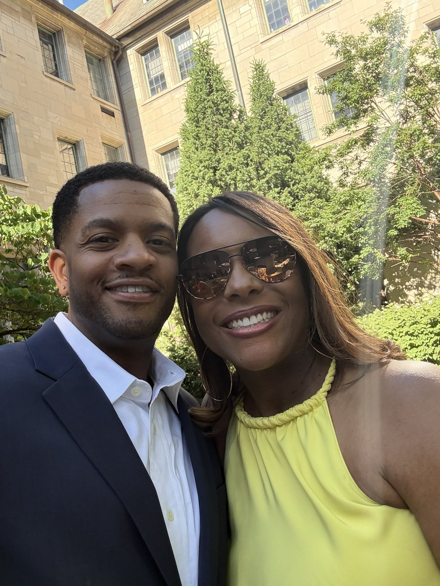 MajorGrowth's tweet photo. Wishing my beautiful wife, the Happiest of Birthday’s today. Its something how she celebrates her 25th every year. 😉  #GoodDayDetroit #TheNoon #Fox2Detroit https://t.co/qEfTWnZ8Wu