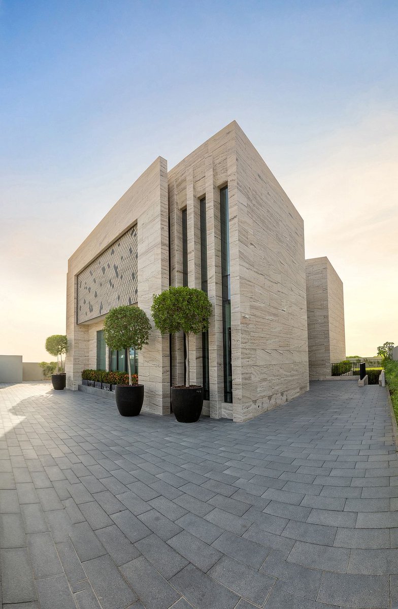 HomeAdore's tweet photo. P56 Villa: Travertine-Clad Luxury House in Dubai Hills Estate

https://t.co/XNYT8Z75tH https://t.co/bBbIuebjUf
