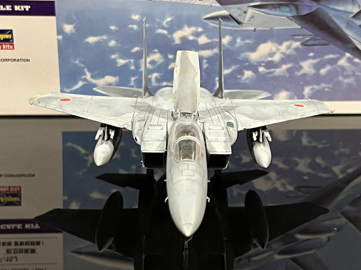 kkfactoryplamo's tweet photo. ハセガワE12  
1/72 F-15JイーグルJ.A.S.D.F

完成しました✨

昨年の百里でタ���シングしながらエアブレーキをパタパタやってくれてる時の感じで作りました。
制空迷彩が思うようにキマりませんできたが、教訓と学びの多い制作になりました🤤

#ハセガワ
#F15 https://t.co/vlk0aajHYF