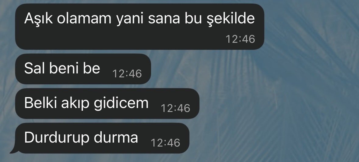 asktanbeoolum's tweet photo. belki hayatı mahvolacak ama hala naif…. https://t.co/ZSbr2w0rLo