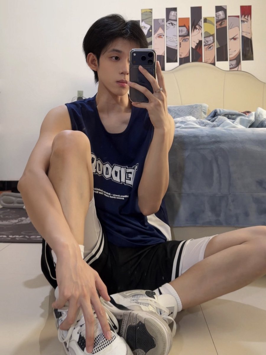 YShuo tweet media
