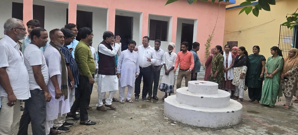 DrMadanMohanJha's tweet photo. समस्तीपुर में अपनों के साथ https://t.co/pgPFlfwWjo