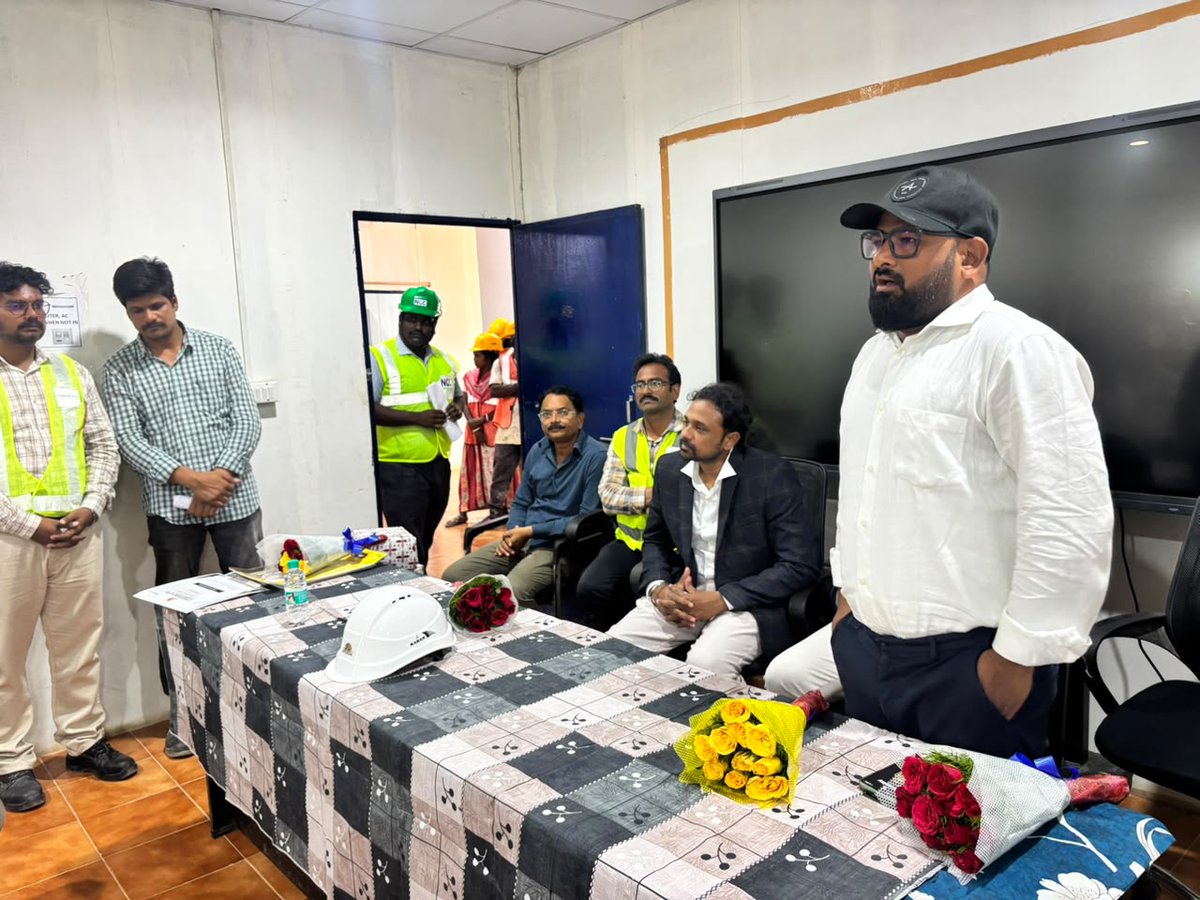 PrajaRajadhani's tweet photo. అమరావతి హ్యాపీనెస్ట్ ప్రాజెక్టు నిర్మాణ పనులలో 15 లక్షల సురక్షితమైన పనిగంటల నమోదు  

✅ఆంధ్రప్రదేశ్ రాజధాని ప్రాంత అభివృద్ధి ప్రాధికార సంస్థ(ఏపీ సిఆర్డిఏ).. ప్రజారాజధాని అమరావతి- అమరావతి గవర్నమెంట్ కాంప్లెక్స్‌(AGC)లో నిర్మిస్తున్న ప్రాజెక్టులలో భాగంగా హ్యాపీనెస్ట్ నిర్మాణ పనులను @ncc_limited సంస్థ చేపట్టింది. "హ్యాపీనెస్ట్" నివాస గృహ నిర్మాణ ప్రాజెక్ట్‌లో భాగంగా మొత్తంగా 12 టవర్లలో 1,200 అపార్ట్‌మెంట్ యూనిట్లను నిర్మిస్తున్నారు. ప్రతి టవర్‌లో గ్రౌండ్+ 18 అంతస్తుల (G+18) నిర్మాణం ఉంటుంది. NCC సంస్థ ఈ ప్రాజెక్టులో ఇప్పటివరకు 15 లక్షల సురక్షితమైన పనిగంటలను ‘లాస్ట్ టైమ్ ఇంజరీ (LTI)’ లేకుండా విజయవంతంగా పూర్తిచేసింది. ఈ ప్రాజెక్టులో సాధించిన ఈ మైలురాయి నిర్మాణ రంగంలో సిఆర్డిఏ పాటిస్తున్న భద్రతా ప్రమాణాలు, క్రమశిక్షణ, సాంకేతిక నైపుణ్యానికి నిదర్శనంగా నిలుస్తోంది.

✅ఈ మైలురాయి సాధించేందుకు నిర్మాణ ప్రాంతంలో సురక్షిత విధానాలకు కట్టుబడి పనిచేయడం, కార్మికులకు క్రమం తప్పకుండా శిక్షణా కార్యక్రమాలు, ప్రాజెక్టులో అమలు చేస్తున్న ముందస్తు భద్రతా చర్యల కారణంగా ప్రమాదాలు జరగకుండా నిర్మాణ పనులు చేపట్టామని APCRDA అధికారులు తెలిపారు. అలాగే ఈ ప్రాజెక్ట్‌లో పాల్గొన్న ప్రతి ఉద్యోగి, ఇతర భాగస్వాములకు ఏపీ సిఆర్డిఏ అభినందనలు తరపున తెలియజేస్తున్నాము. 

✅ఈ సందర్భంగా ప్రాజెక్టు క్యాంపు సైటులో బుధవారం, 2026 జూలై 8న నిర్వహించిన కార్యక్రమంలో సంబంధిత సిబ్బందికి పలు ప్రోత్సాహక బహుమతులు అందజేశారు. ఏపీసిఆర్డిఏ ESMU విభాగం, PgMC, PMC బృందాలు, NCC సంస్థ కాంట్రాక్టర్ బృందాలు ఈ కార్యక్రమంలో పాల్గొన్నాయి. 
#Amaravati #PrajaRajadhani #PeoplesCapital #APCRDA #APCRDAInitiatives #HappyNest #ConstructionMilestone #SafeConstruction #WorkplaceSafety #ZeroLTI #InfrastructureDevelopment #AndhraPradesh #ESMU #OHS #AmaravatiRising #AGC #AmaravatiGovernmentComplex