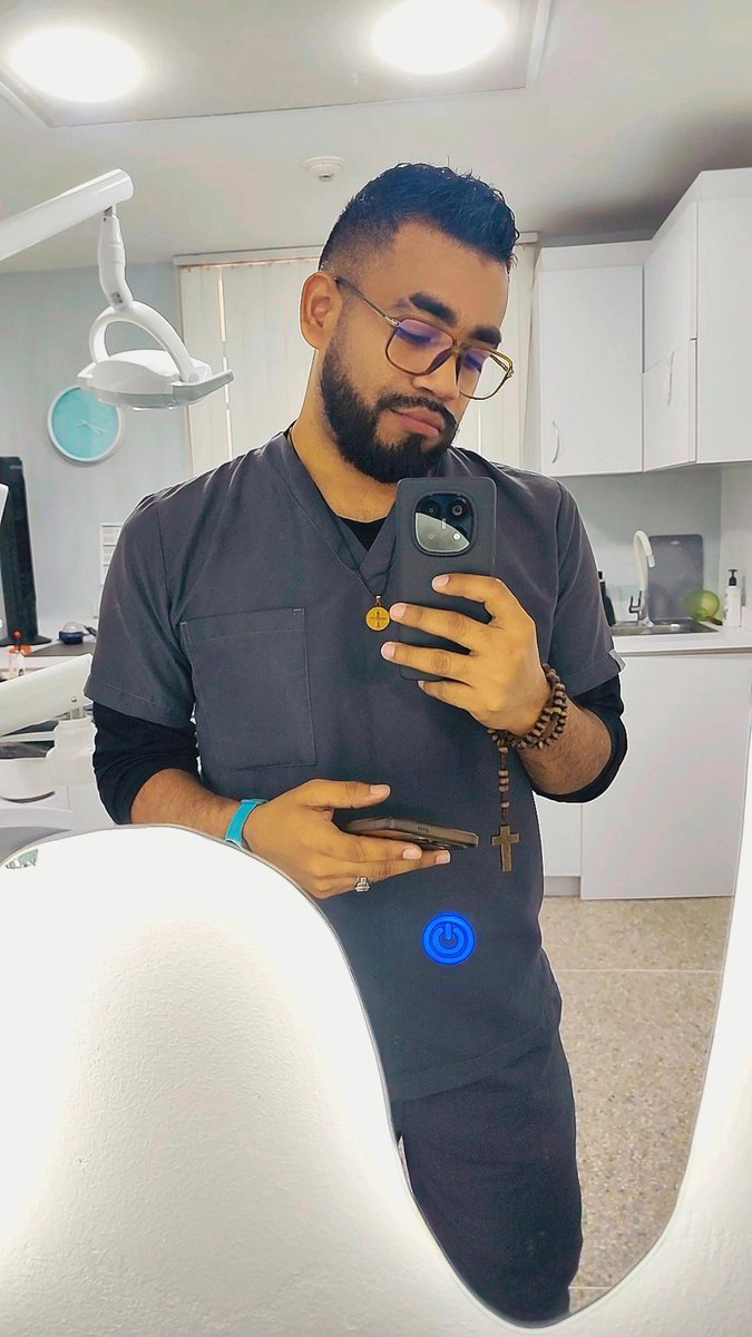 iamEloy_vzla's tweet photo. • Andamos Ready 💪🏾🦷 https://t.co/ZkjMkxm6qw