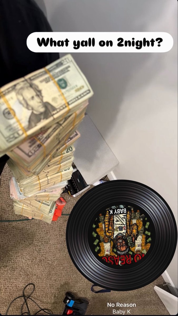 RoadRunner_gb's tweet photo. got so much cash i’m lettin this shi get my height 🅿️ all hustle no luck neva work job im my own boss🫴🏽 https://t.co/nuNPqx4dRY
