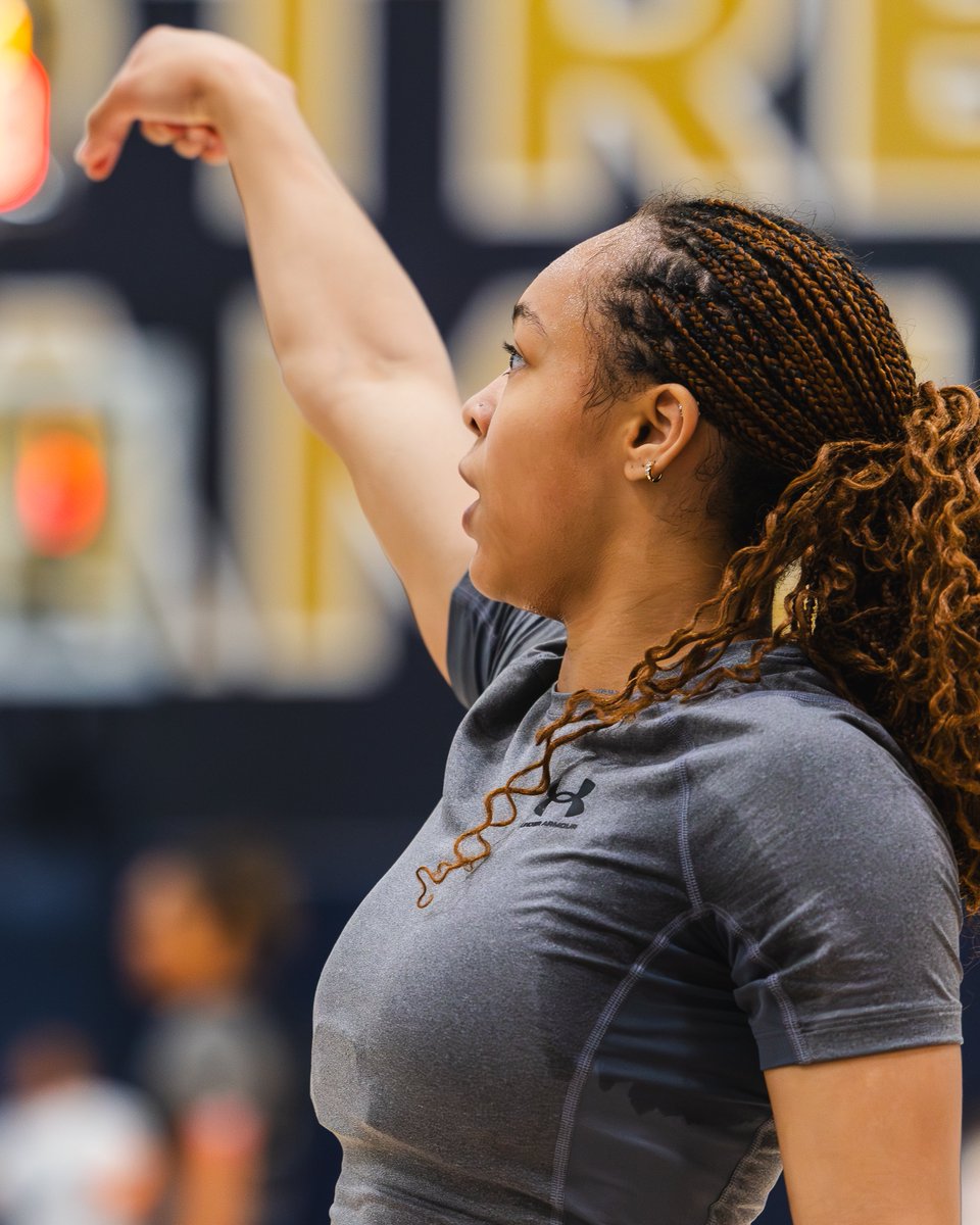 Notre Dame Women's Basketball tweet media