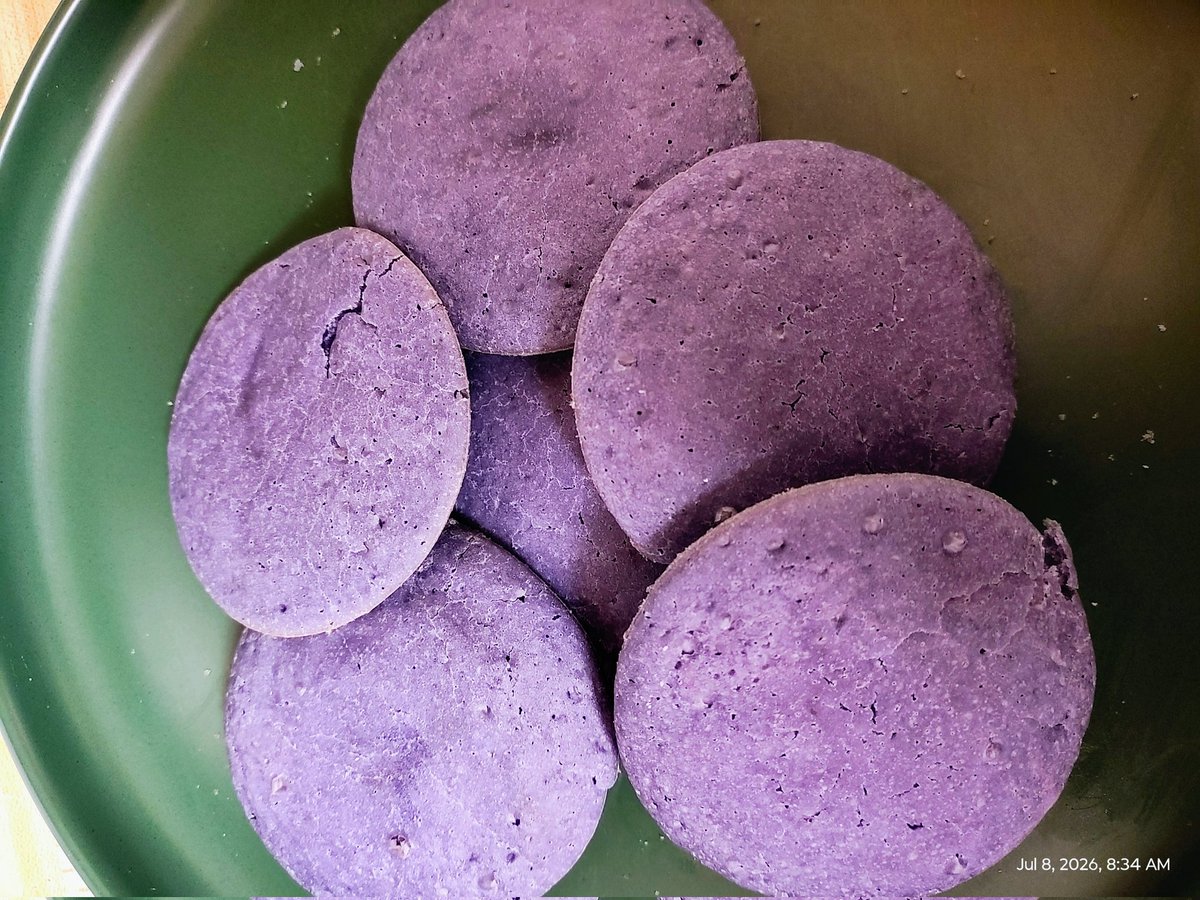 Scarp129's tweet photo. @DanaPerino I will start reading your book Purple State tonight so I made purple pancakes LOL ok truth I made Red White and Blue pancakes to celebrate the fourth of July and combined the extra mix hope you get a laugh out of this https://t.co/DCMhMgwG5Y