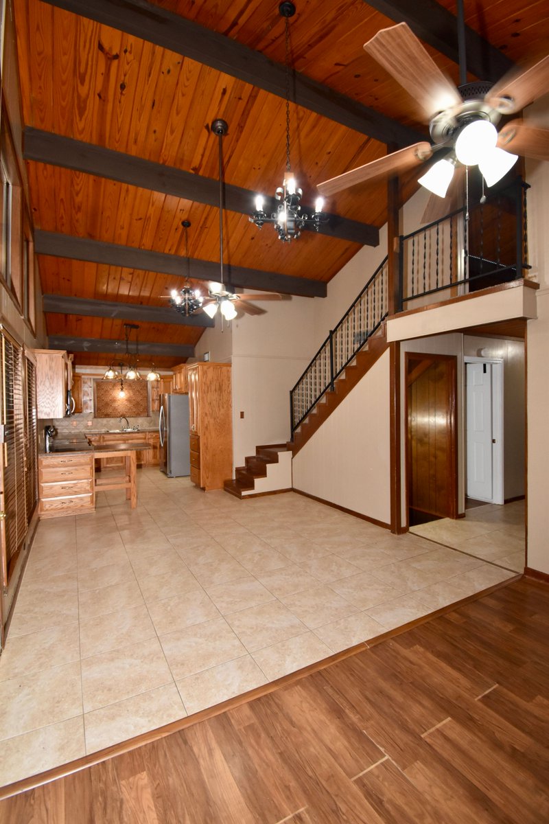 TEAMCRUME's tweet photo. 📍333 Hodges Rd, Ruston, LA 71270 - This 5 Bedroom, 3 Bathroom, 2,729 sqft home situated on 1.92(+/-) Acre lot is ready for you! Check it out this Sunday from 1pm-3pm during our Open House! Clinton J. Moseley.📱318.245.5642
#teamcrume #rustonla 
https://t.co/fySNgS8sNf https://t.co/QyMS6NcHdW