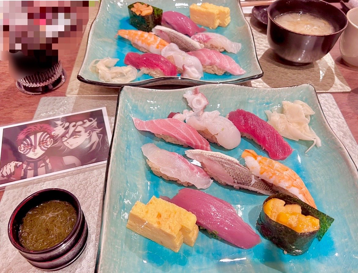 hutuki69's tweet photo. イベ次の日はぽんずさんと🍣とヌン行って👹ステ鑑賞会した🥰
刀鍛冶のステ凄く面白くてキャストの出来も思いの外良くてビックリした！
今♾️🏯の見逃しあるみたいなんで見るね…🥹🥹
ずっとお喋りして楽しかったです🥰 https://t.co/hEUOI8wRNV