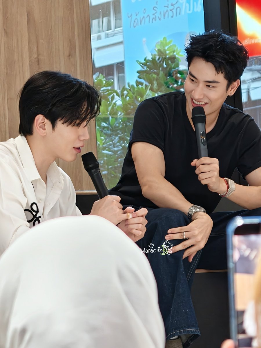 manaoiiz1425's tweet photo. ฉันรักเธอ ฉันรักเธอ ได้ยินรึป่าว 

#ADogAndAPlane #เตนิว #Tawan_V #Newwiee https://t.co/UfnLJNgLEC