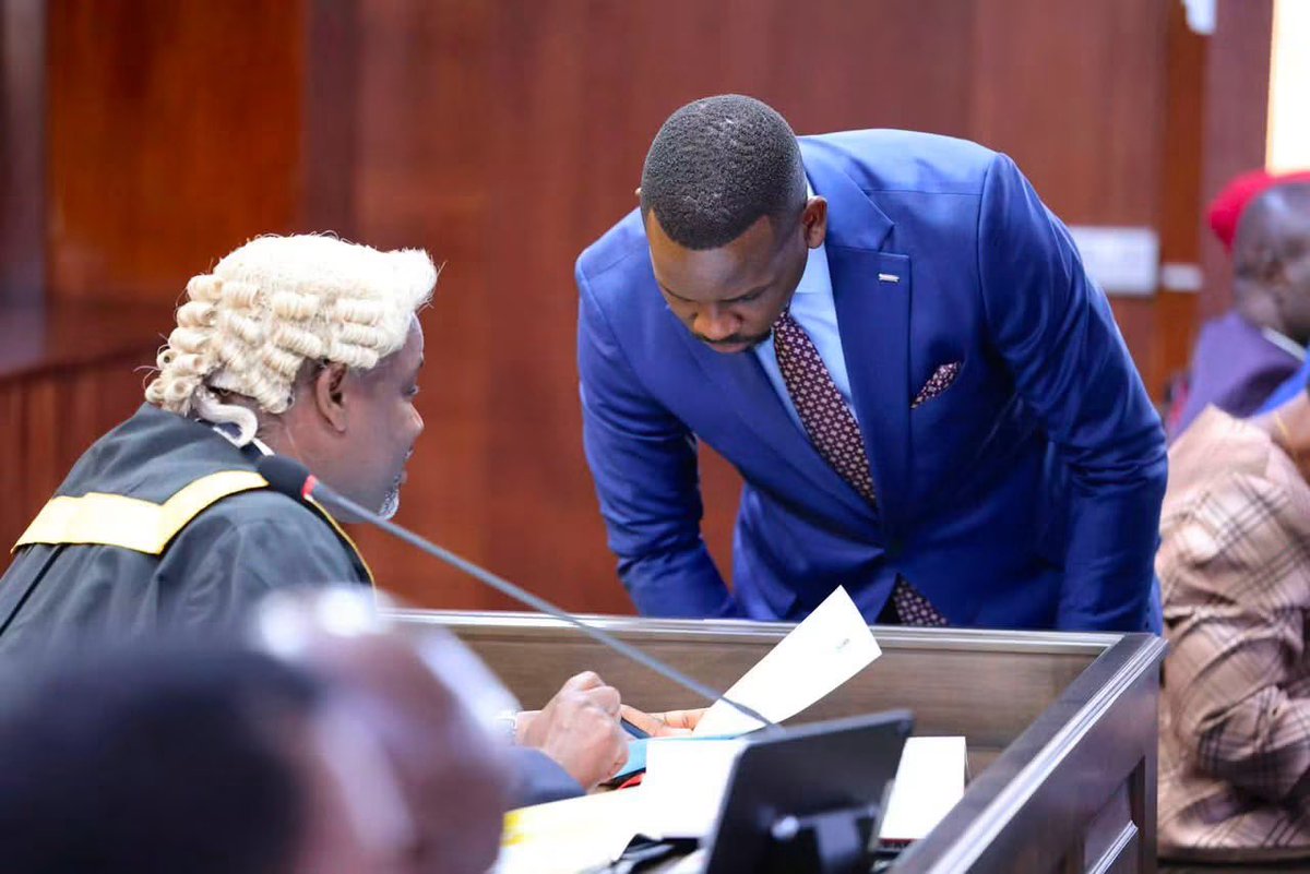 One_PiusJadwar's tweet photo. The young and vibrant leader of opposition, @JoelSsenyonyi ali ku balumya emitwe! Joel juuu. https://t.co/WZZCCosyJh