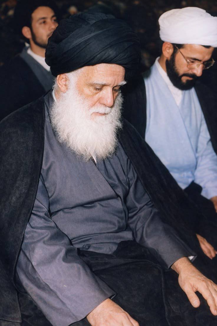 js6770's tweet photo. لقد كانت ثورة الحسين عليه السلام ومبادئ ثورة الحسين عليه السلام هي القاصم الأعظم لا لبنيّ أُميّة ونواياهم الكافرة فحسب، وإنَّما لأيّ شكلٍ من أشكال الظلم في العالم، وفي أيّ جيلٍ من الأجيال، وأيّ مجتمعٍ من المجتمعات.

الشهيد السيد محمد الصدر (قدس سره).
رسائل ومقالات 1: 206 https://t.co/elX2JK32FU