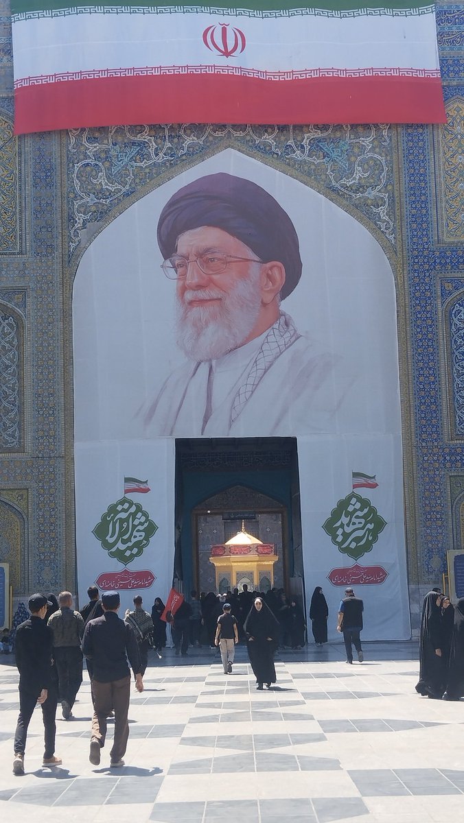 Feresht09869541's tweet photo. فردا از آنِ کسانی است که امید را در دل خود زنده نگه می‌دارند.

#بدرقه_سید_خراسانی #باید_برخاست https://t.co/aDSbFgXyUD