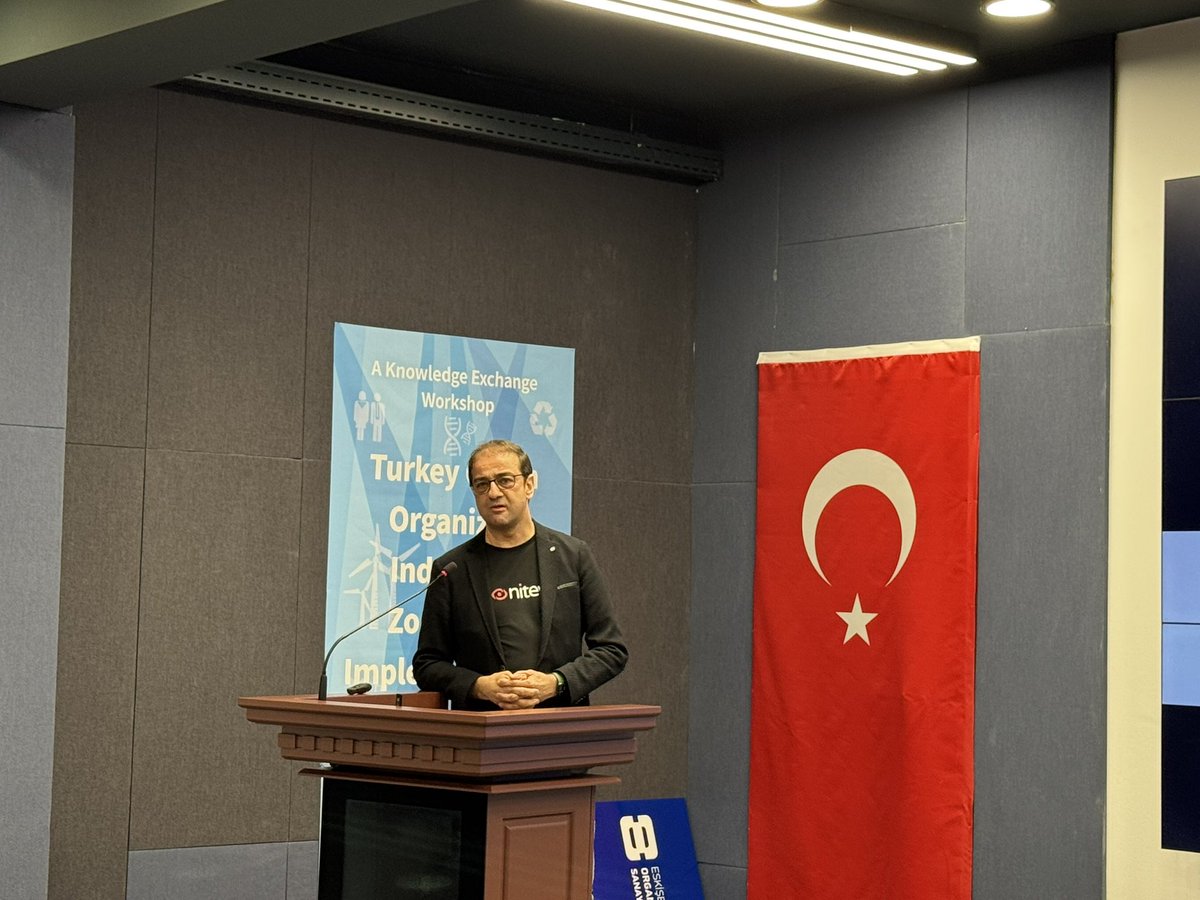 vguren's tweet photo. 📣@kocdigital ve Eskişehir OSB tarafından organize edilen endüstriyel yapay zeka buluşmalarında @MonitEyee olarak yer alarak sahadaki katma değerli endüstriyel görüntü işleme çalışmalarımızı aktarma fırsatı bulduk.

Yapay zeka odaklı çözümlerin aktarıldığı bu etkinlik ile üretken yapay zeka senaryolarından tedarik zinciri optimizasyonuna kadar saha uygulamaları canlı örnekler ile paylaşılarak interaktif şekilde dinleyicilere aktarıldı.

Bu değerli organizasyon için başta Eskişehir OSB YKB Sn. Nadir Küpeli’ye ve KoçDigital ekibine çok teşekkür ediyorum. Endüstriyel çözümlerimiz ile KoçDigital partneri olarak sanayi kuruluşlarının dijital dönüşüm yolculuğunda yanlarında olmaya devam edeceğiz🦾