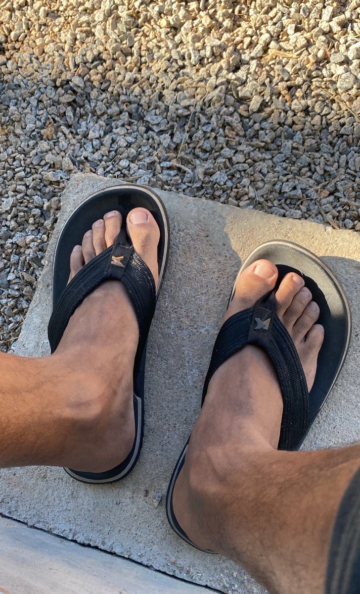 indio_feet's tweet photo. Tomando um solzinho 🤎☀️ https://t.co/EKWw3OkuZI