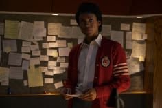 mjmoonbeam's tweet photo. I think that all cinemas should put Michael back on the screen to celebrate it hitting $1 billion https://t.co/sUGlG8jBqT