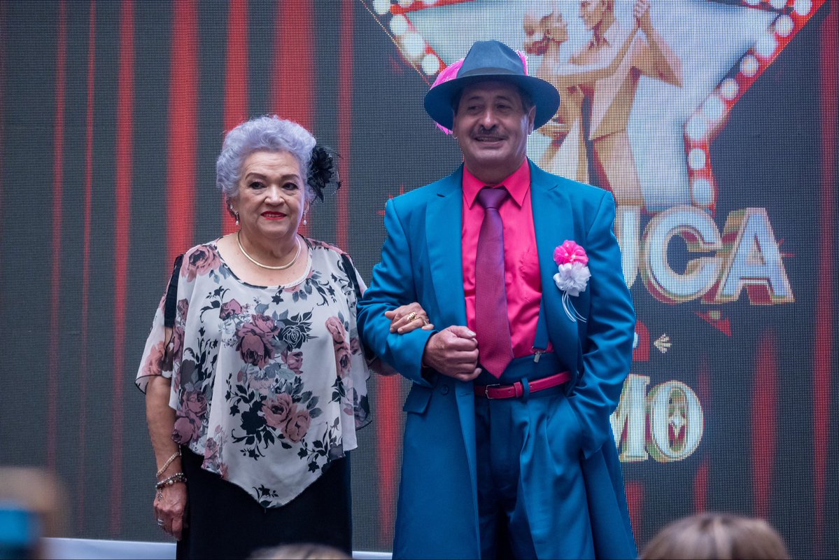 rimoba's tweet photo. En #Toluca la alegría no tiene edad. 💃🕺

Junto a mi esposa @RocioPeguerosV presentamos en #LaToluqueña “Toluca se pone en Ritmo”, un concurso de baile para reconocer el talento, la energía y la historia de nuestras personas adultas mayores. https://t.co/Yqb8IcUuiy