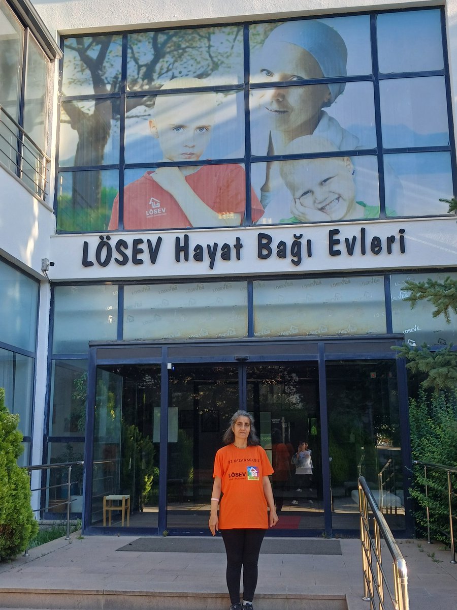 mutluluk_dunya's tweet photo. LÖSEV Hayat Bağları; umut, dayanışma ve sevginin hiç kopmayan bağıdır. Birlikte nice hayatlara dokunmaya devam edeceğiz.
@ustunezer @julidearifoglu @hulya_unver @BusraGungorSHU @zakine_tas @vergili_seyran @losev1998 @losante https://t.co/Hwqt12HdLl