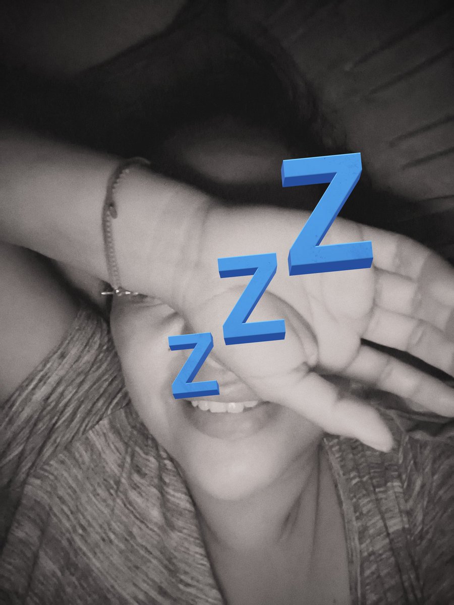 TENDENCIAS_YC's tweet photo. 😴😴🥲🥲Se me fué la mano con la siesta...ya voooy #En10StreamConCry https://t.co/AAdJMfZuL3