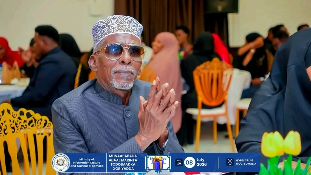 MOISOMALIA's tweet photo. The Minister of Information of #Somalia H.E. Abdulfatah Qasim hosted an appreciation and recognition ceremony to honor distinguished individuals and contributors who played a significant role in the commemoration of Somalia's Independence Week. https://t.co/DtuopclF5W