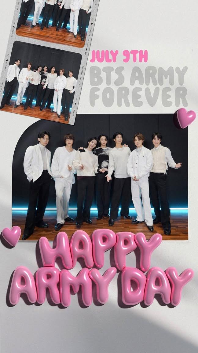 ot7_35236's tweet photo. `#ARMYDay #9YearsWithARMY #Borahae #BTSARMY #I purple you 💜🫂 https://t.co/eXnUZiMR9j