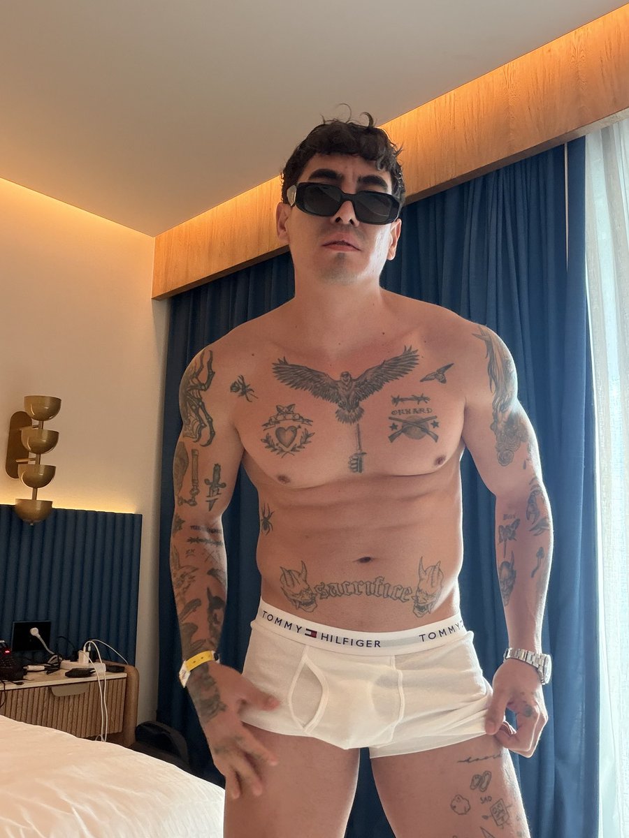 Suaveoficial2's tweet photo. No mires los comentarios .. https://t.co/KDiWyH6Ud0