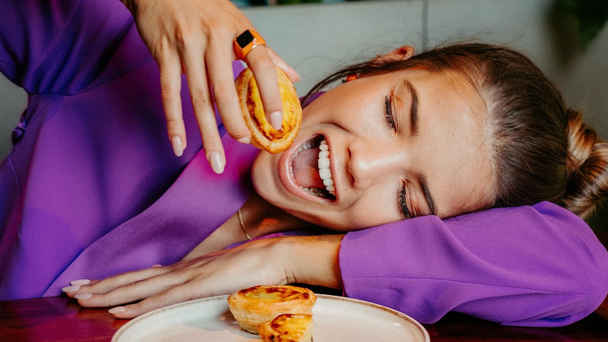 REDETplataforma's tweet photo. Culinary Forecast 2026

What can we expect on restaurant menus in 2026? Flavors, dishes, and experiences that take us out of the “day-to-day” and transport us somewhere, sometime, or both—without breaking the bank.

Download the report here: https://t.co/WFA6vdgzbV

#trends https://t.co/3owvXrNikN