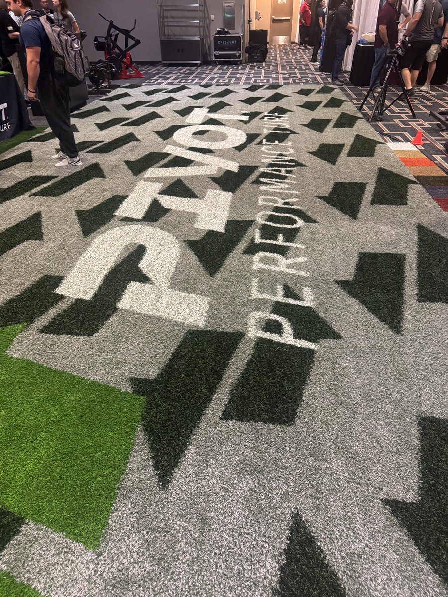 CoachStanchek's tweet photo. @NSCA Convention kicking off in New Orleans! Come see us and sample Pivot Performance Turf!
@TenCateGrass https://t.co/ufYYDGXgIF