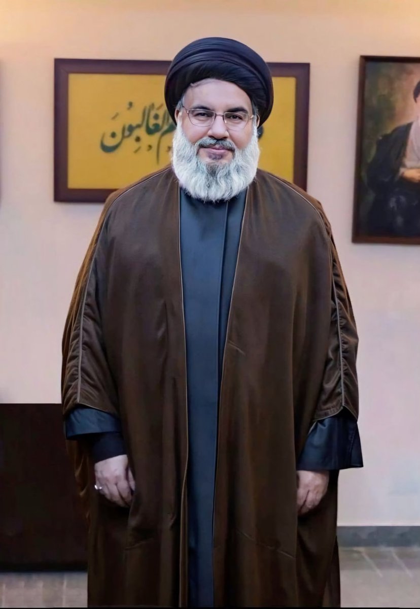 pahlevonbob's tweet photo. حتما الان دارن به آقا زیارت قبول میگن‌... https://t.co/0KU7MBWMhk