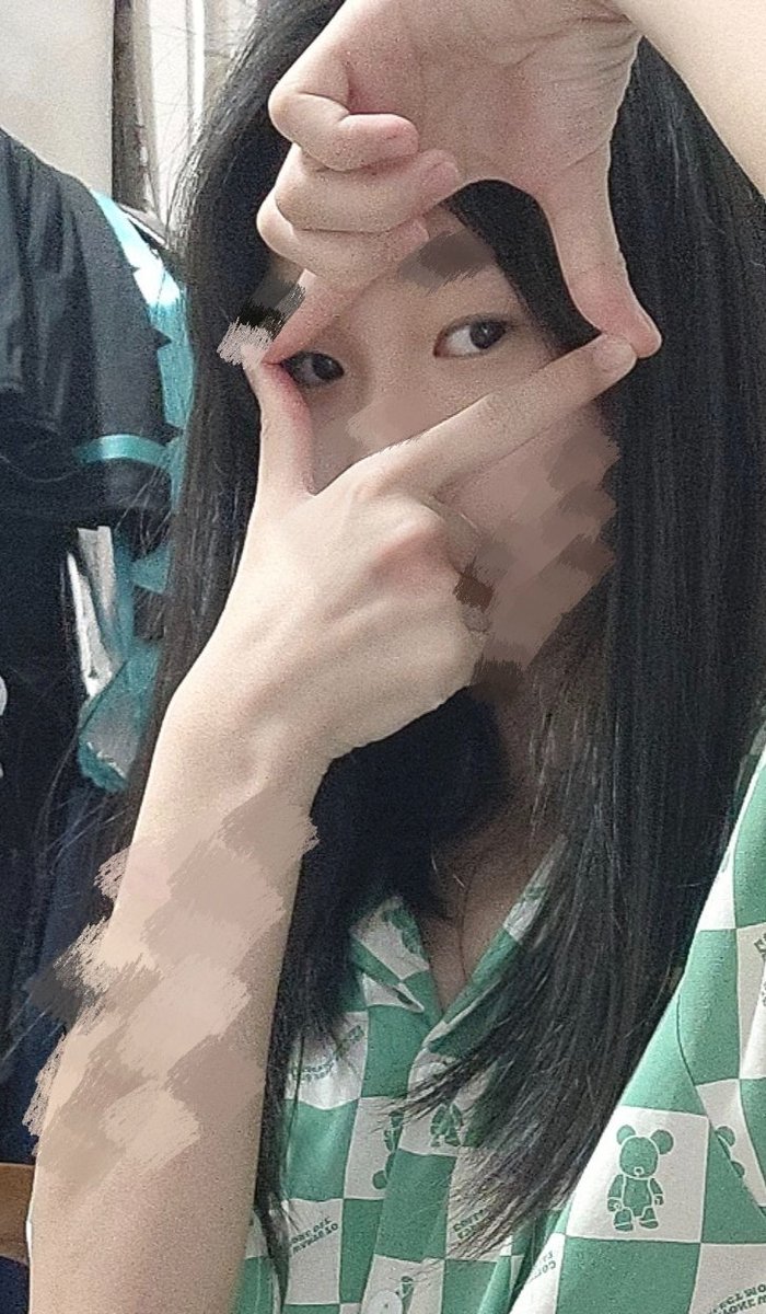 cxxkkb's tweet photo. 框住你了 https://t.co/Z5GvYy47Ly